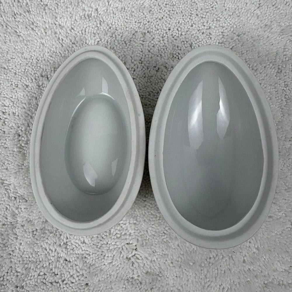 Vintage Avon Fine Porcelain Egg-Shaped Trinket Dish Accented with 22k Gold Trim